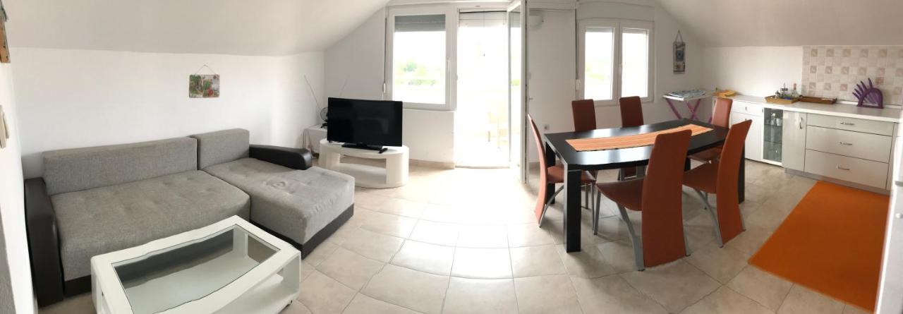 Apartmani Livk Debeljak Экстерьер фото